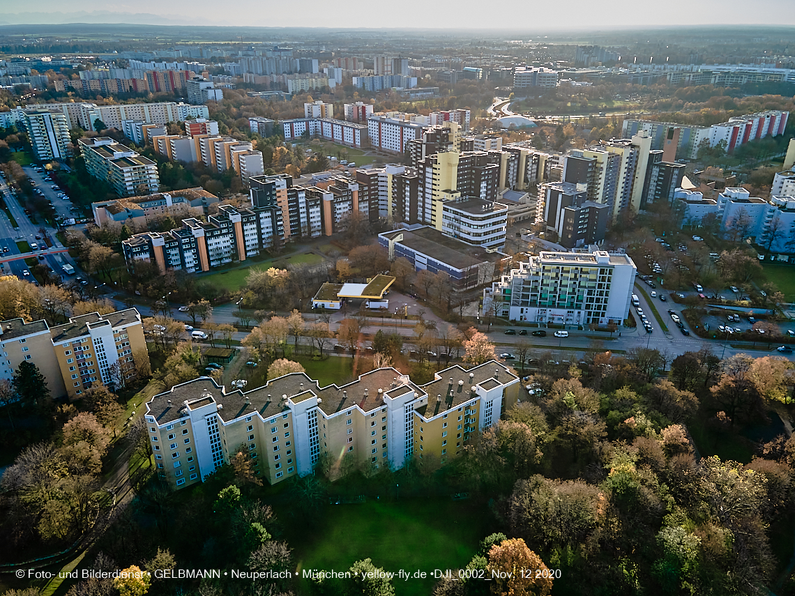 12.11./09.11.2020 - Marx-Zentrum und Umgebung am Karl-Marx-Ring in Neuperlach